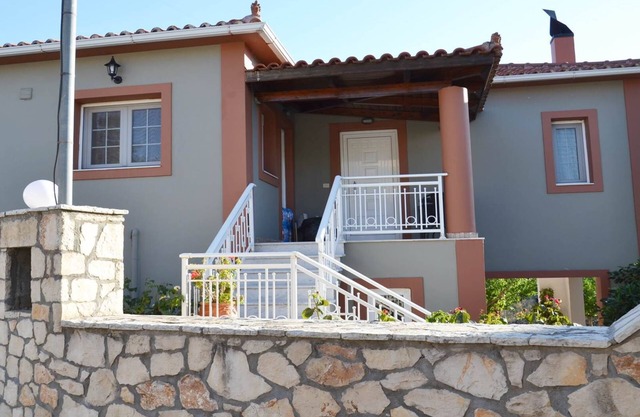 Beautiful house in a quiet area of Zakynthos 120 square meters ΑΜΑ 00000306425