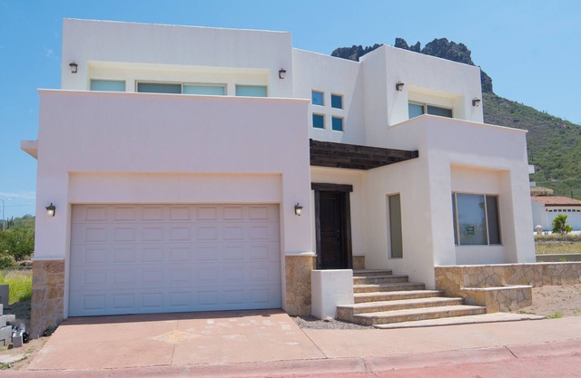 Beautiful house in Los Algodones