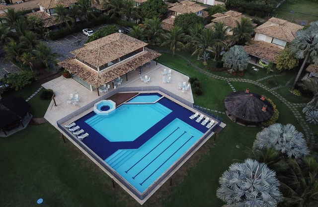 Beautiful house with 4 Suites, 170m2, in Excellent Condominium and Beach on Foot in Geribá