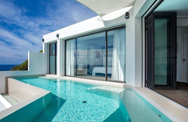 Beautiful Passage Luxury villa