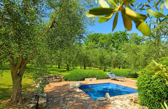 Beautiful private villa with WIFI, private pool, A/C, TV, patio, pets allowed and panoramic view