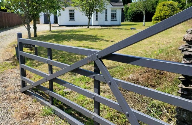 Beautiful Private House. 10 mins drive to City Centre & Blarney Castle.