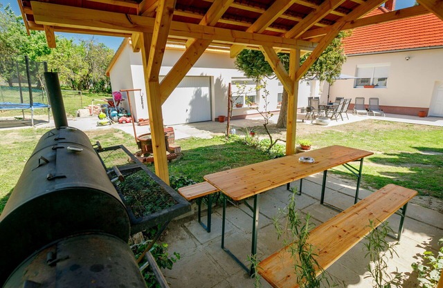 Beautiful private villa for 3 people with A/C, WIFI, private pool, TV and patio