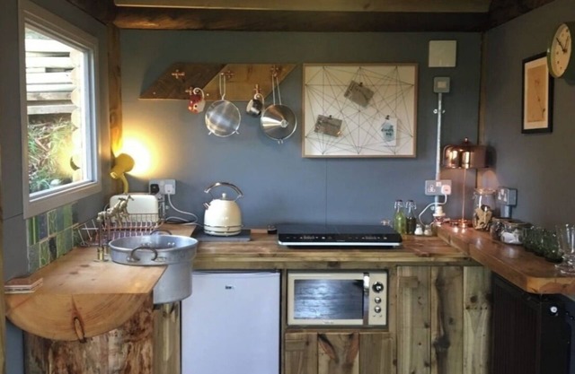 Beautiful quirky log cabin situated at the foot of Llandegla Forest