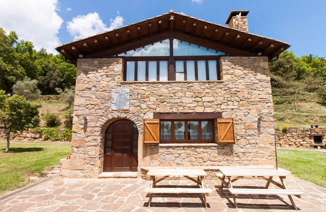 Beautiful restored farmhouse with spectacular views