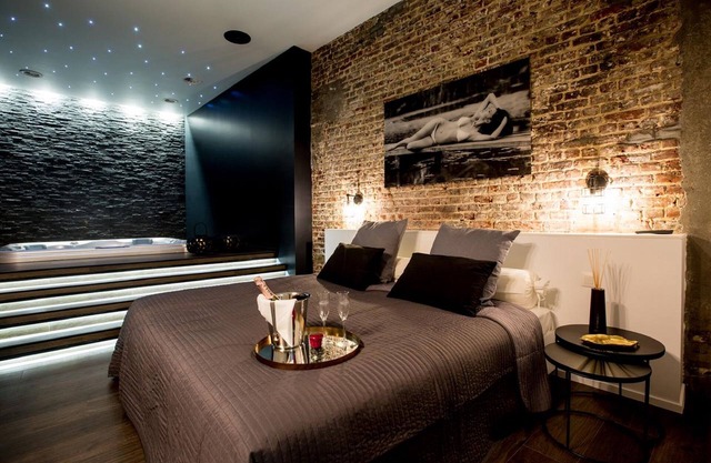 Beautiful Studio in the Center Town with Jacuzzi