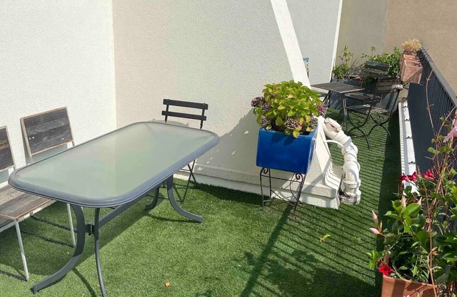 Beautiful T2 @58m2 + private terrace @22m2 near Eiffel Tower