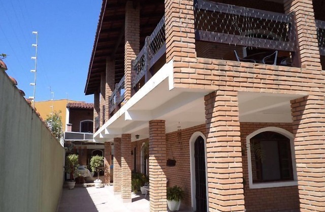 Beautiful townhouse with pool 100 m from the beach, sleeps 14 people