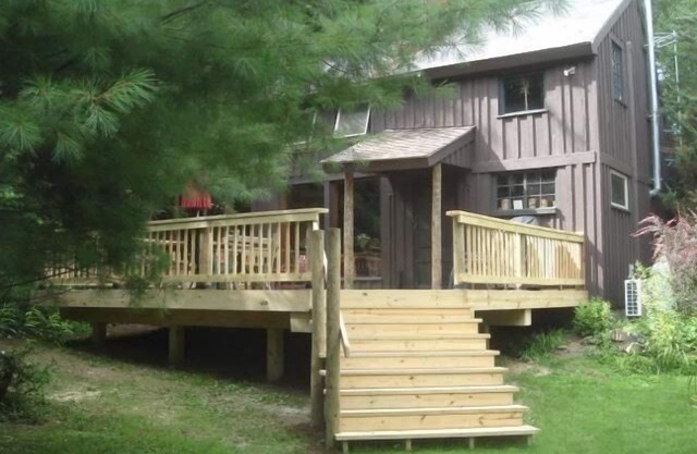Beautiful, Unique Country House w/Large Deck
