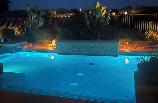 Beautiful Vacation Home Incredible views, enjoy your private oasis with pool&spa