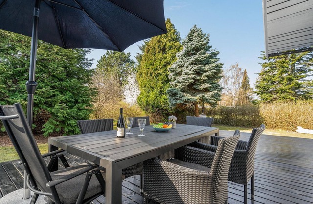 Beautiful vacation home with large terrace on Askø.