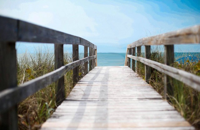 Beautiful Vanderbilt Beach Condo Just Steps To The Beach!