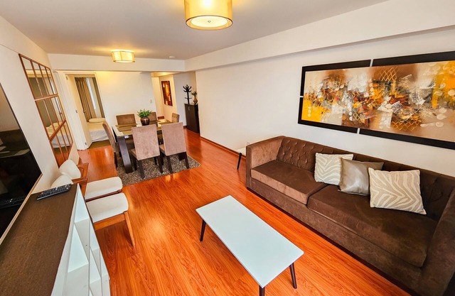 Beautiful view in Miraflores 3 bedrooms/3 bathrooms