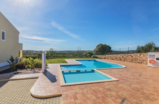 Beautiful villa for 6 guests with pool, WIFI, A/C, TV, terrace and panoramic view