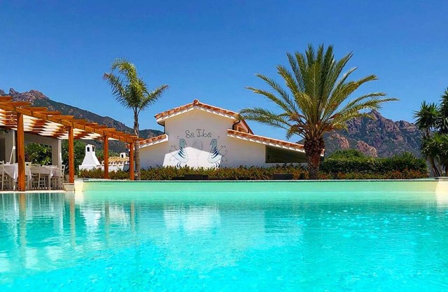 BEAUTIFUL VILLA IN SARDINIA WITH SWIMMING POOL AND NEAR THE BEACHES