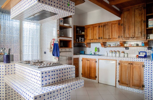 BEAUTIFUL VILLA IN THE VEIO PARK