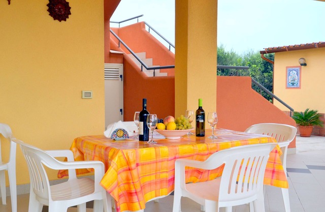 Beautiful Villa Ivana 1 lots of sun and green, near the beach, climate, Wi-Fi free.