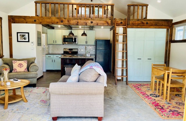 Beautiful West Side Bungalow