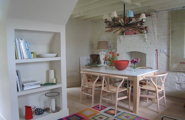 Beautifully restored two bed house in centre of Kinsale with garden