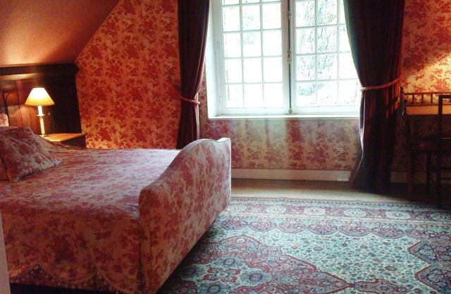 BED AND BREAKFAST NEAR LIMOGES