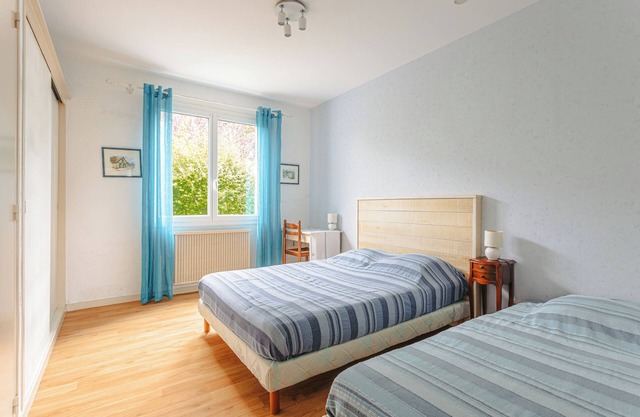 Bed and Breakfast 'La Brée Les Bains' with Shared Terrace, Shared Garden and Wi-Fi
