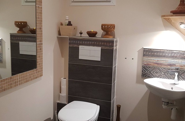 Bed and Breakfast closed to the sea (disabled access and Hammam)