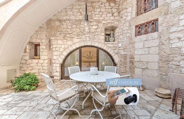 Bed & Breakfast in Carovigno with 1 bedrooms sleeps 3