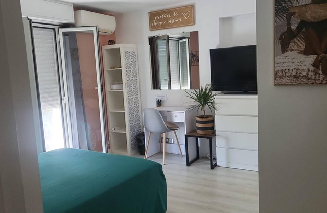 Bedroom 2｜Repos, Calm & Serenity - Chez Benny
