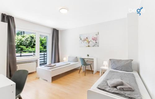 BEGE APARTMENTS Work Zen