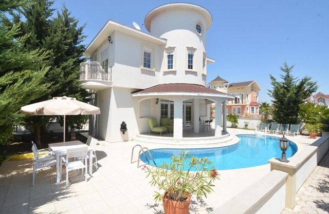 Bella Villa 6