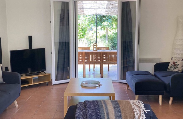 Belle maison indépendante en Provence dans un charmant village animé