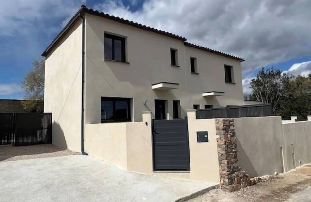 Belle Maison Neuve Proche Pic St Loup