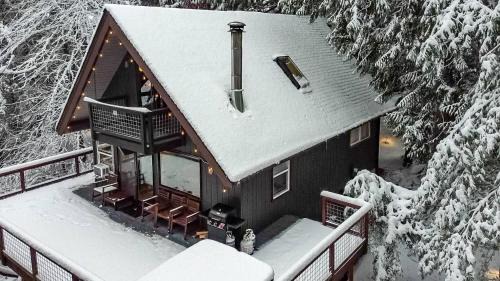 Bellingham A-Frame - Hot tub - Fireplace - Firepit