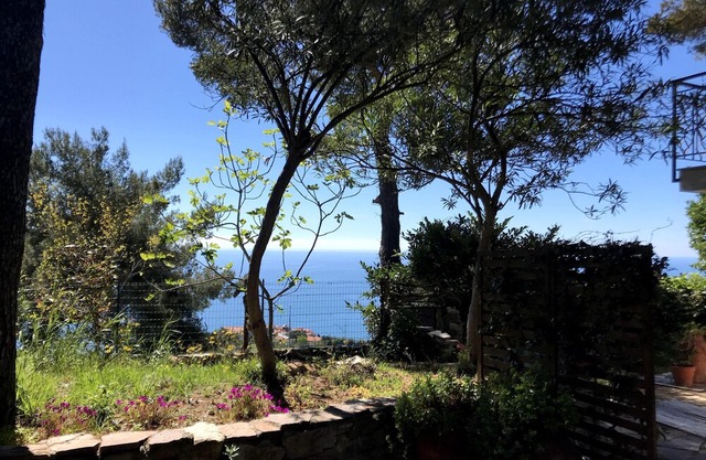 BELVEDERE, small villa with a view - Dependance (CITRA 008021-LT-0024)