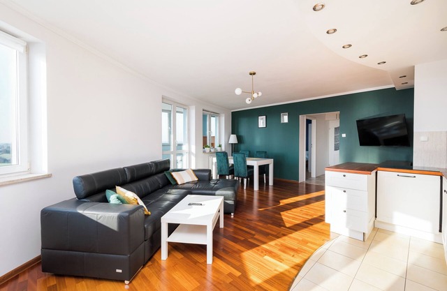 Bemowo Narwik Malachite Apartment