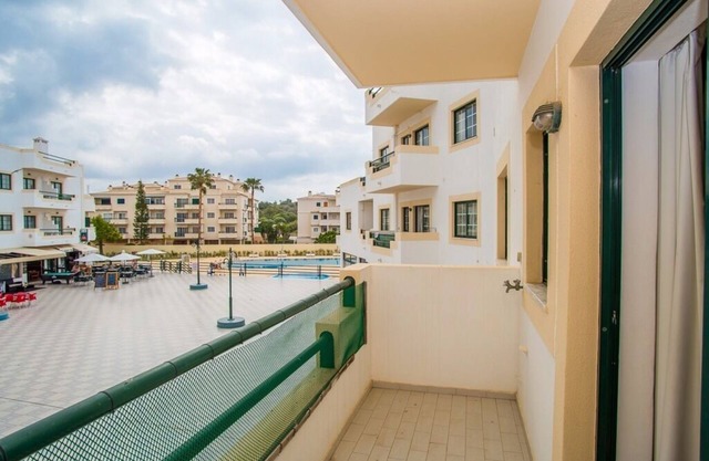 Bend Blue Apartment, Alvor, Algarve