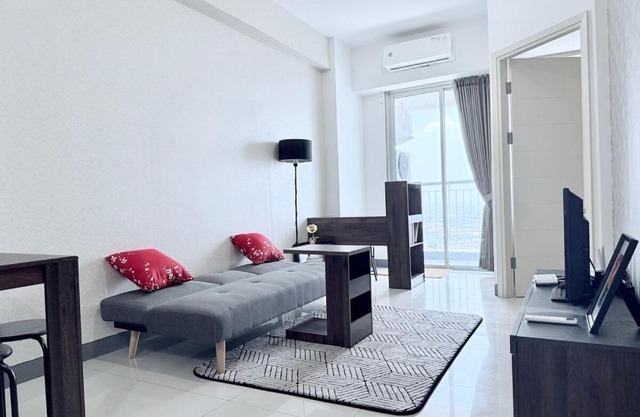 Benson 5 Pakuwon mall for 5 peoples stay