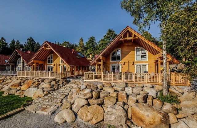 Bergwaldlodges Einklang & Blickfang