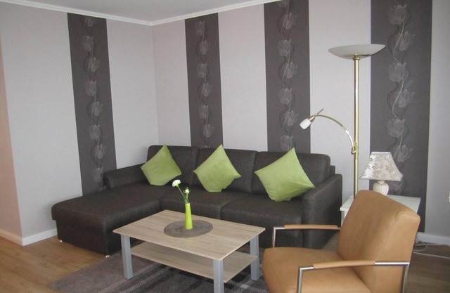 -BERLINER HOF- DIRECT BEACH LOCATION; 100% lake view/2 and 3-room comfort apartments