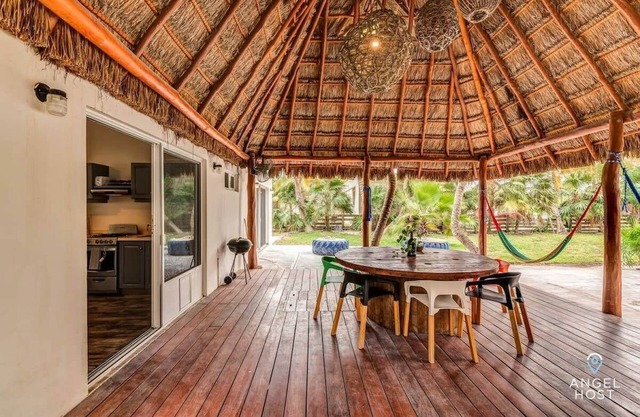 Best for Groups | Steps to Beach | Palapa | Wi-Fi