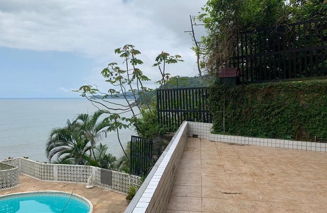 Best View of Porchat Island