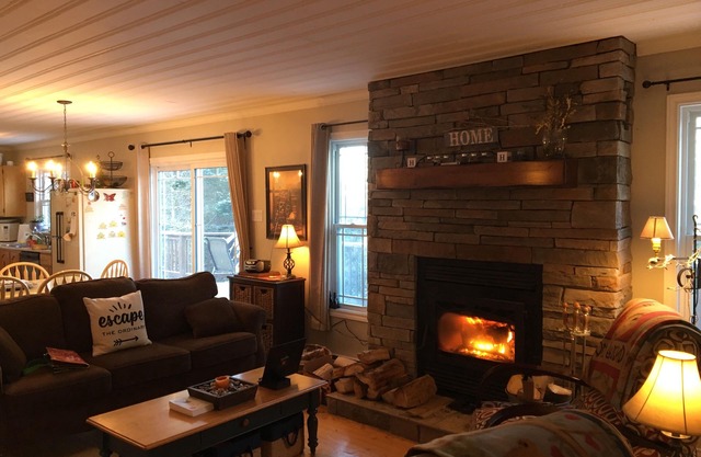 ★BEST VIEW Wonderland ★ Cozy Cabin on Pond