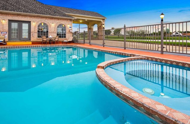 Best Western La Hacienda Inn