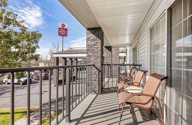 Best Western Plus Grand Manor Inn