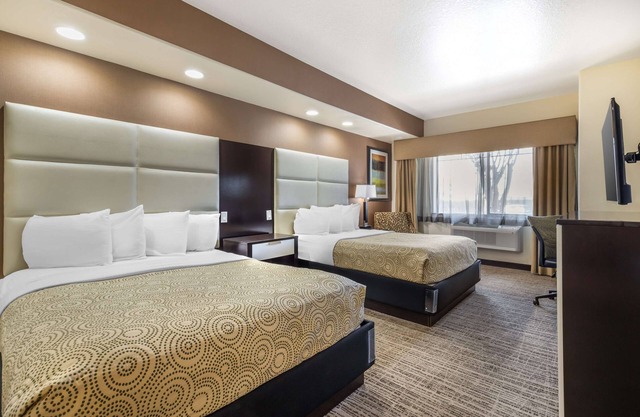 Best Western Plus Lackland Hotel & Suites