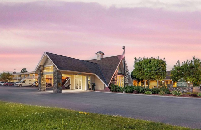 Best Western Plus Plattsburgh