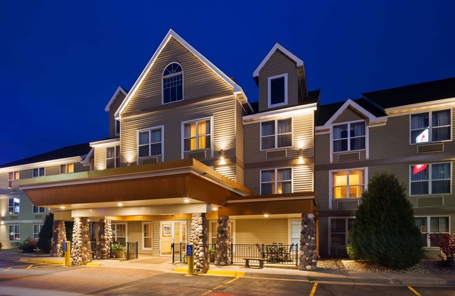 Best Western Plus Spirit Mountain Duluth