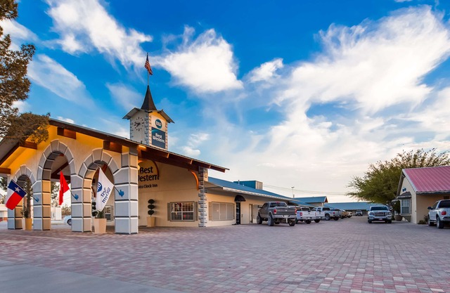 Best Western Swiss Clock Inn