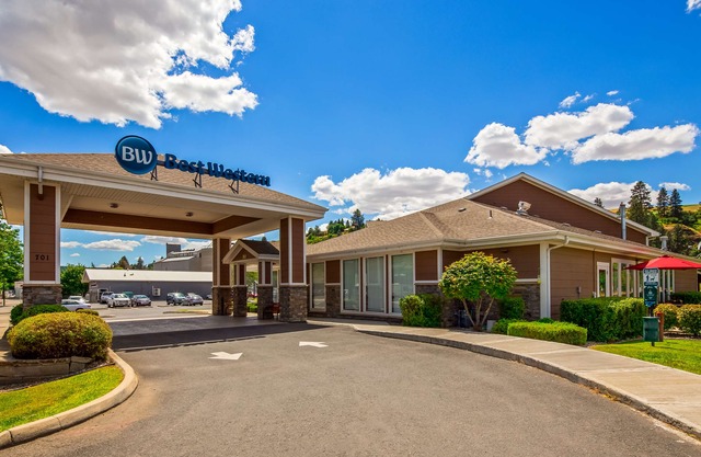 Best Western Wheatland Inn