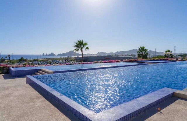 BestView New Condo w/Arch View 2.5 BA 2 BR
